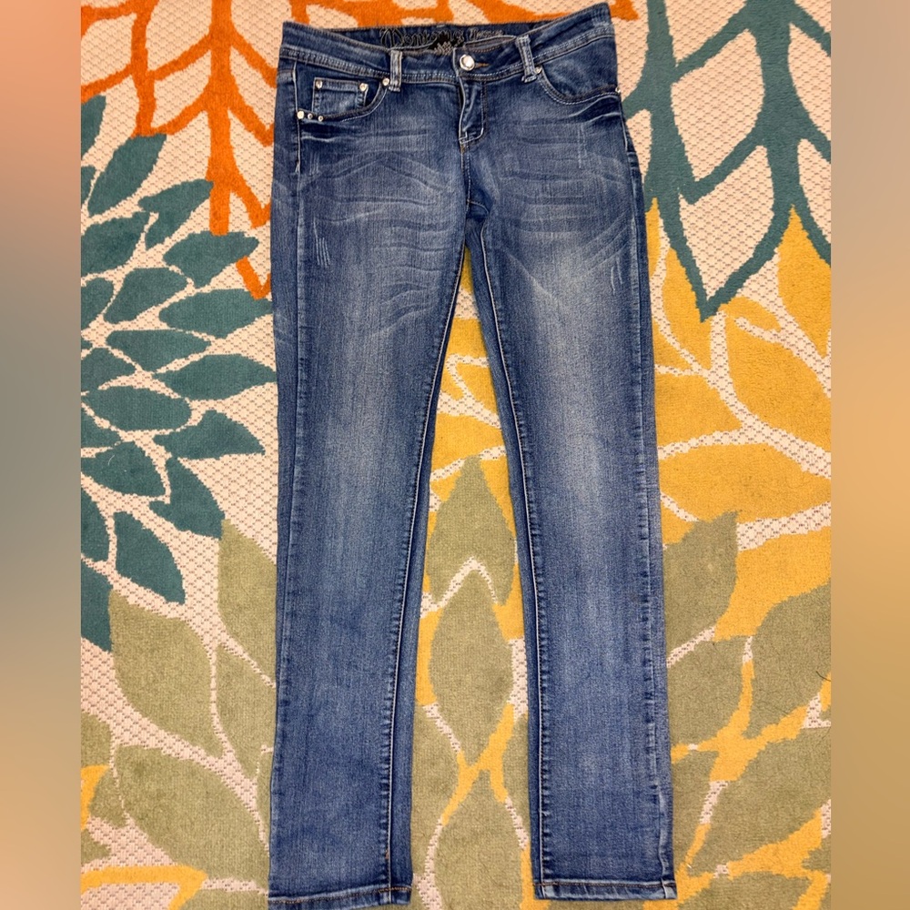 Montana Jeans 7/8 Bling Pocket Skinny Jeans 32” Inseam